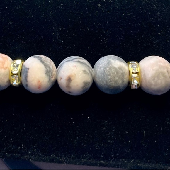 BOGO FREE Natural Pink Zebra Stone Bracelet 😍 - Picture 4 of 8